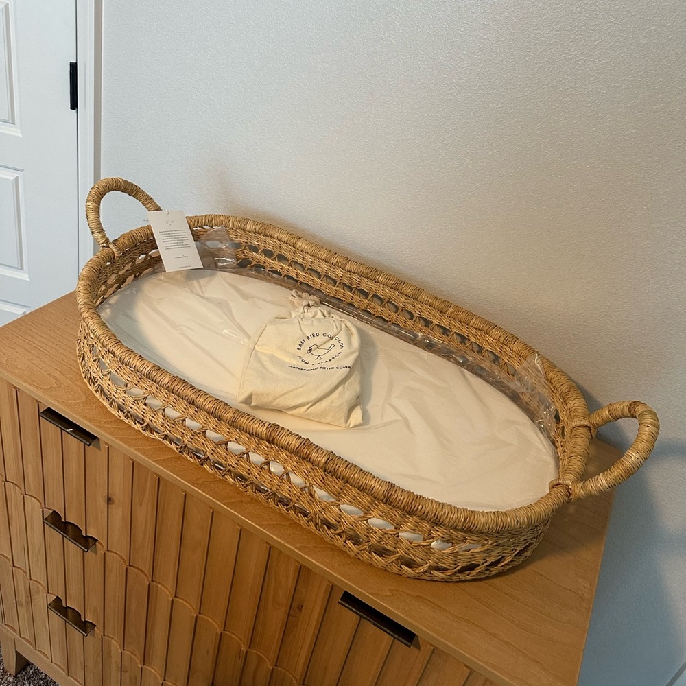 Plum + Sparrow Changing Basket